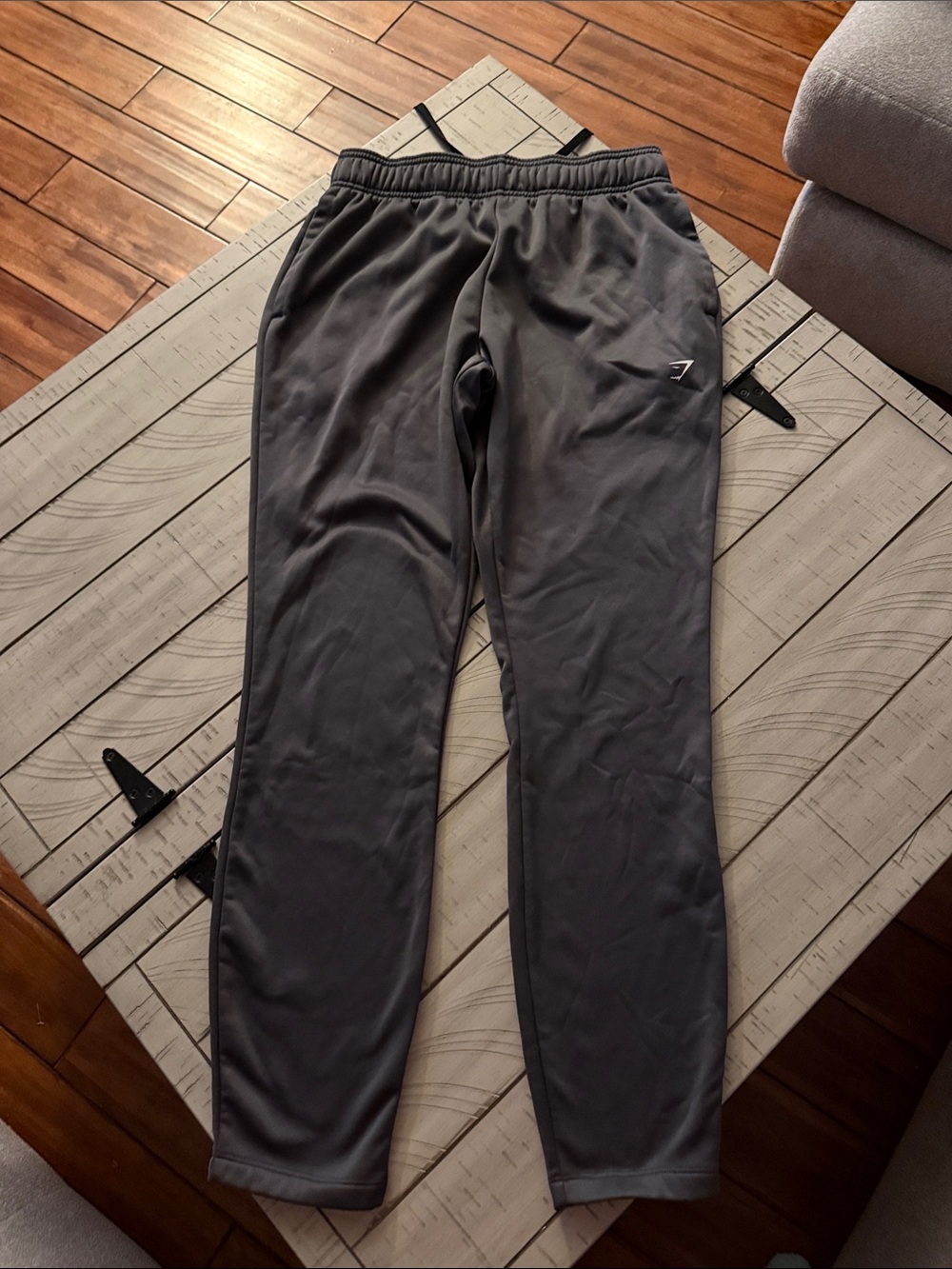 Men's gym shark pants.